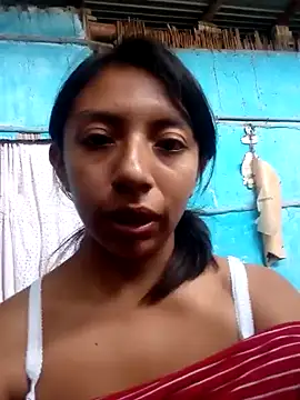 gatita2212 online show from 05-18-26, 02:00