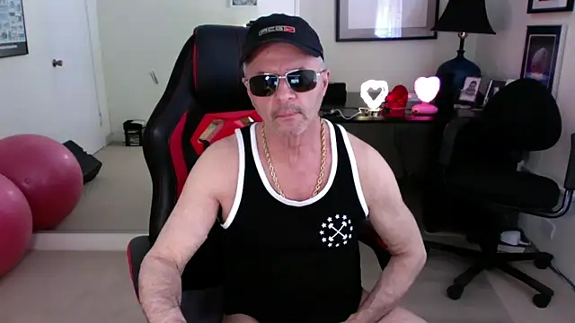 hotdadbod online show from 02-25-25, 09:37