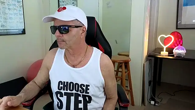 hotdadbod online show from 03-03-25, 09:26