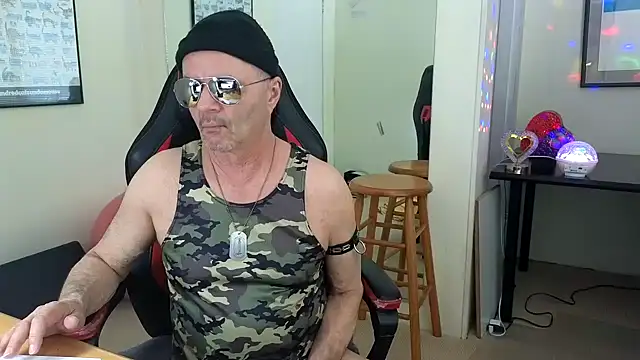 hotdadbod online show from 03-20-25, 08:40