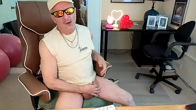 hotdadbod online show from 01-16-26, 09:52