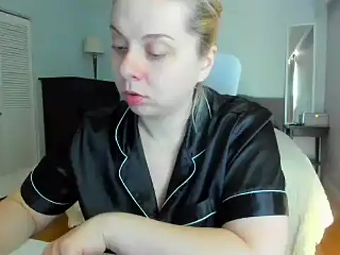 Laviora online show from 06-01-26, 08:41