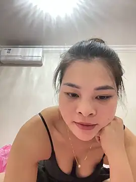 Lucky xiao online show from 06-16-26, 12:21