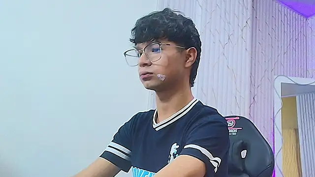 Spark tay online show from 06-10-26, 02:35