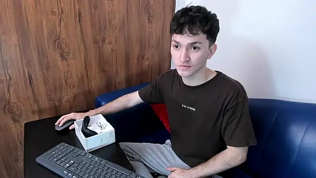 kavencastro online show from 06-11-26, 03:25