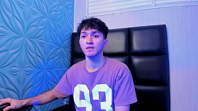 kavencastro online show from 05-13-26, 01:34