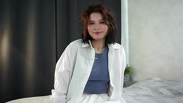 Snapshot of AlesiaPeasel chatting on 05-22-26, 12:25 AlesiaPeasel online show from 05-22-26, 12:25