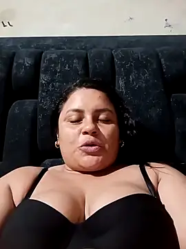 dirty violeota 19 online show from 05-13-26, 02:07