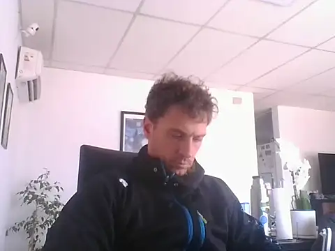 sebasevi online show from 05-21-26, 02:36