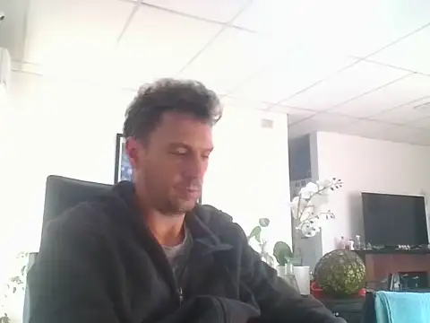 sebasevi online show from 05-12-26, 11:49