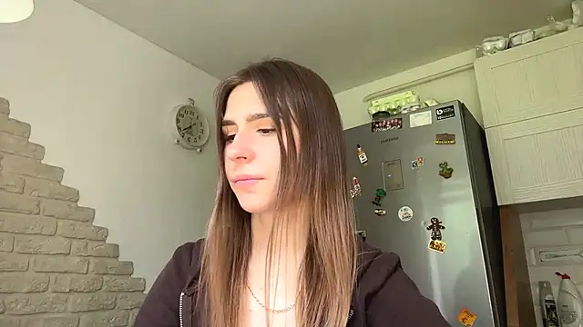 Snapshot of ZaraGuyette chatting on 05-27-26, 12:12 ZaraGuyette online show from 05-27-26, 12:12