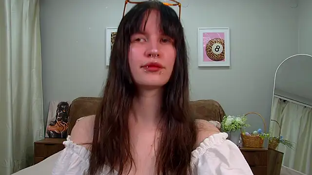 VivianCaro online show from 05-14-26, 08:22