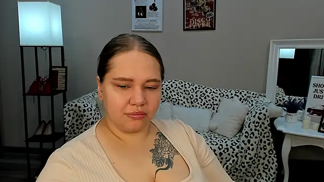 DianaKristol online show from 05-17-26, 05:35
