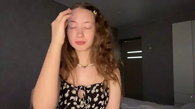 Emily Mur  online show from 05-21-26, 05:05