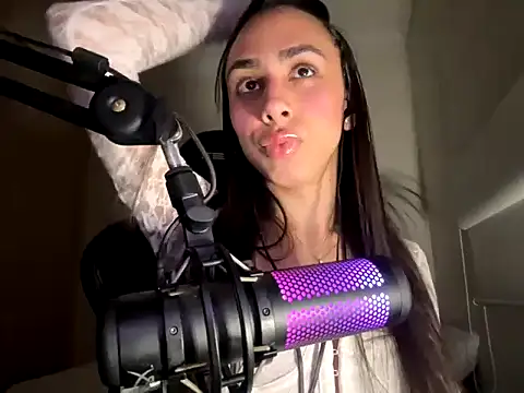 Snapshot of marquezaaa chatting on 06-09-26, 02:01 marquezaaa online show from 06-09-26, 02:01