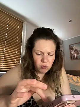 anabellefetish1 online show from 05-18-26, 06:56