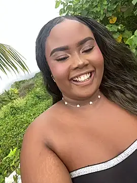 gracee 22 online show from 05-19-26, 10:06