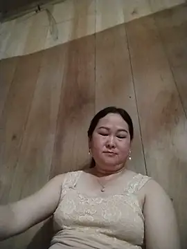 Snapshot of Full039 chatting on 05-19-26, 06:31 Full039 online show from 05-19-26, 06:31