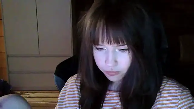 NoirEva online show from 05-21-26, 09:45
