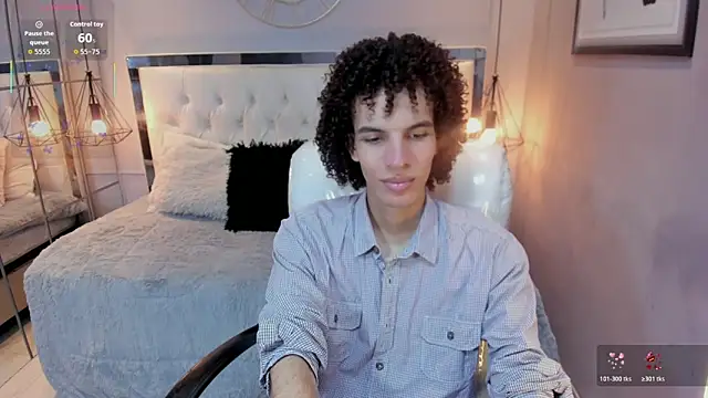 Snapshot of felix_haze chatting on 06-05-26, 06:02 felix haze online show from 06-05-26, 06:02