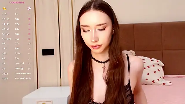 lalisabrown online show from 06-11-26, 03:58