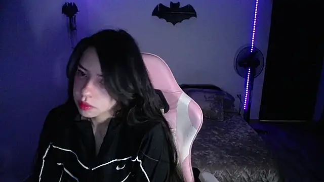 LiLuciana online show from 06-26-26, 11:38
