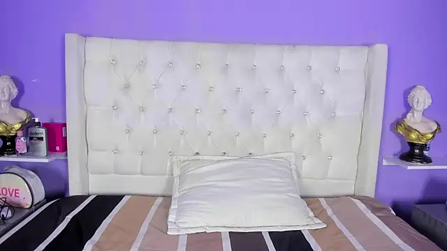 candy queens  online show from 06-25-26, 07:41