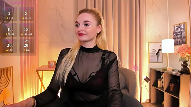 Mila  Lux online show from 06-17-26, 08:41