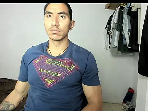 aquiles04 online show from 05-29-26, 01:39