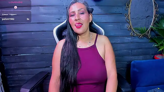 Victoria kyler online show from 06-20-26, 03:33