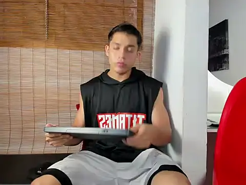 rocco gym online show from 05-30-26, 08:03