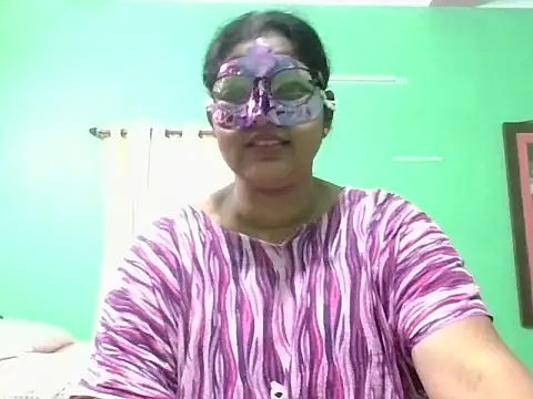 Snapshot of Kavya17 chatting on 06-30-26, 03:39 Kavya17 online show from 06-30-26, 03:39