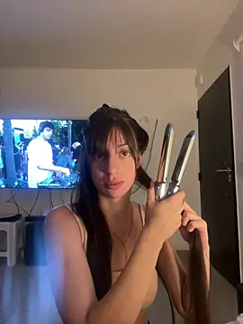 Snapshot of alexiajem chatting on 05-15-26, 02:31 alexiajem online show from 05-15-26, 02:31