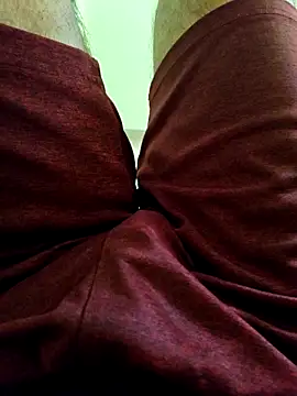 1Horny Boy1 online show from 05-13-26, 05:14