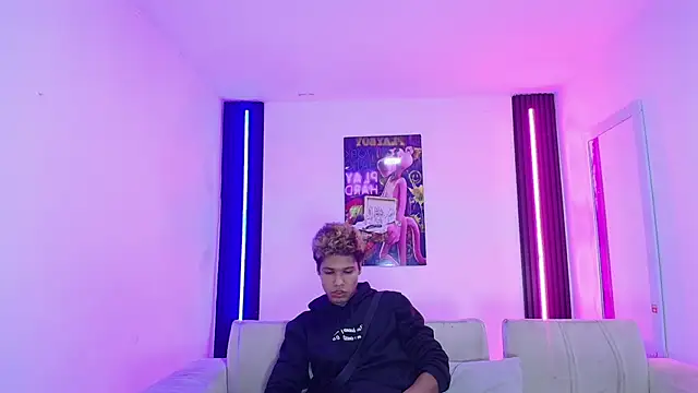 PharaohHeat  online show from 06-25-26, 03:48