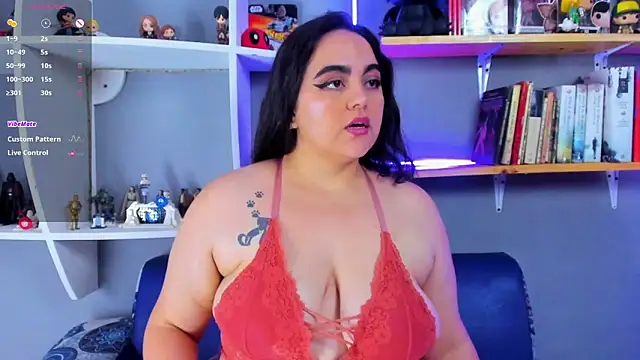 Snapshot of annie_sweetx chatting on 06-30-26, 11:32 annie sweetx online show from 06-30-26, 11:32