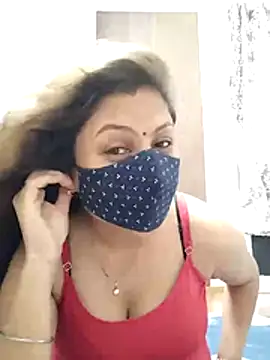 Snapshot of hot_kiran2000 chatting on 06-21-26, 01:06 hot kiran2000 online show from 06-21-26, 01:06
