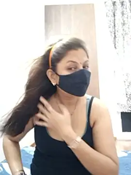 Snapshot of hot_kiran2000 chatting on 06-20-26, 01:38 hot kiran2000 online show from 06-20-26, 01:38