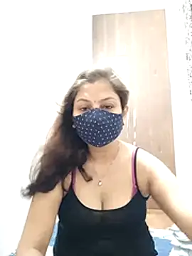 Snapshot of hot_kiran2000 chatting on 07-02-26, 02:12 hot kiran2000 online show from 07-02-26, 02:12