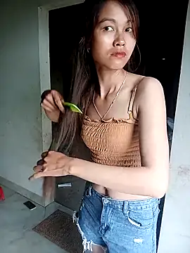 Suly-sweet online show from 05-18-26, 01:06