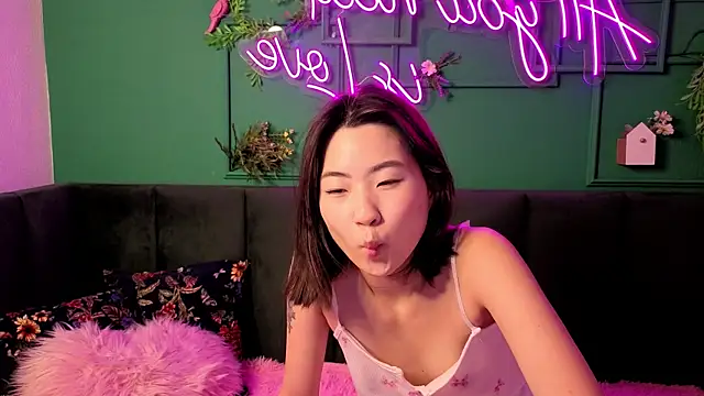 Runi Asian online show from 06-27-26, 01:22