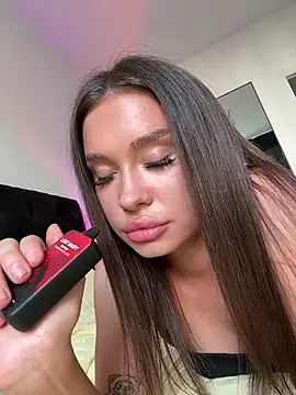 BeautyBella  online show from 06-29-26, 03:23