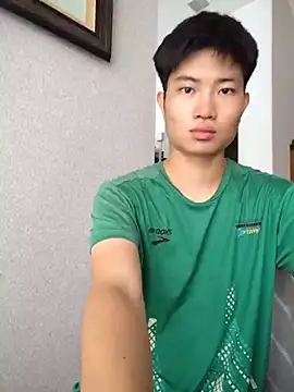 Snapshot of emb23xu chatting on 05-19-26, 02:18 emb23xu online show from 05-19-26, 02:18