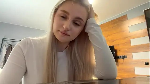 TiffanieSluyter online show from 05-14-26, 06:05