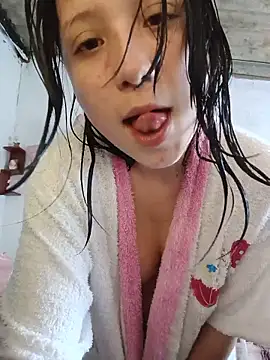 mileidy0106 online show from 06-06-26, 12:32