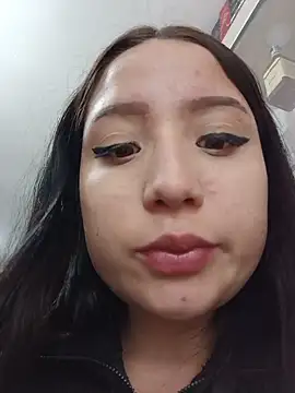 mileidy0106 online show from 06-09-26, 03:57