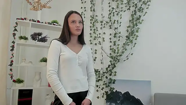 SherikaDensmore online show from 05-14-26, 05:37