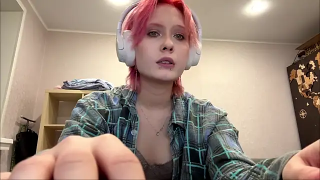 CuteLilit online show from 06-20-26, 09:31