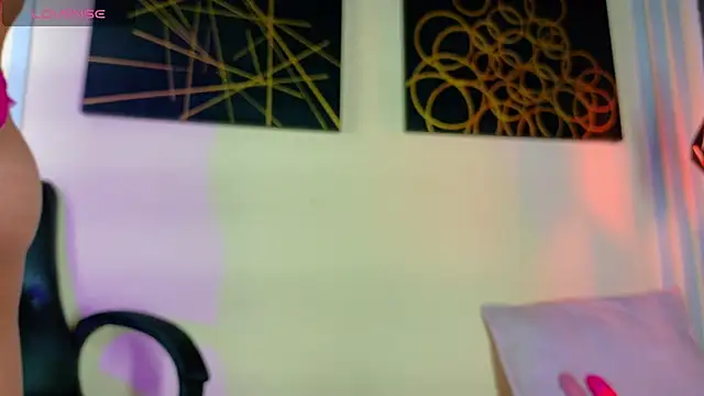 Sofi Williams2 online show from 06-18-26, 10:37