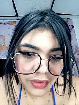 luxuryluna online show from 06-11-26, 12:32